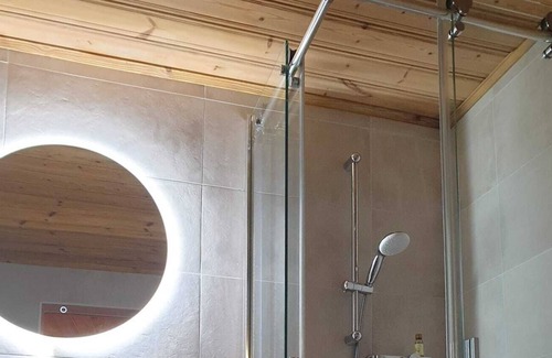 Heremence Apartamento | Apartment in an authentic Valais mountain village