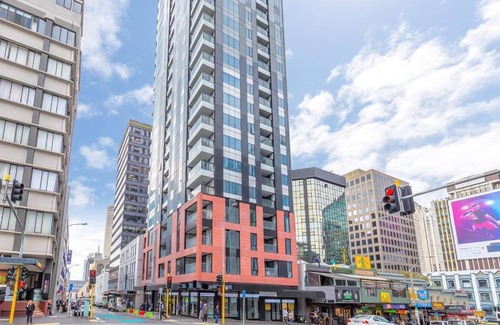 Auckland Central Business District Apartamento | Apartment in Auckland City in Front of Sky Tower