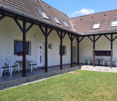 Balatonboglar Apartamento | Apartment in Balatonboglar 38010