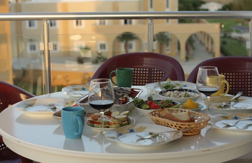 Trikomo Apartamento | Apartamento en Caesar Resort, CHIPRE DEL NORTE: el mejor lugar para vacaciones familiares con NIÑOS