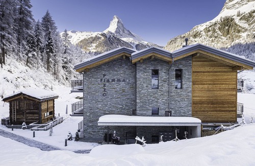 Zermatt Chalet De Esquí | Apartment in Chalet Pizzo Fiamma