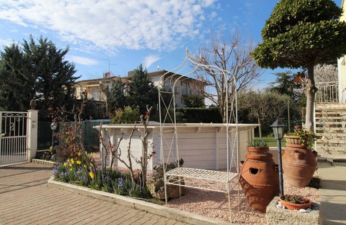 Montioni Villa | Apartment in Charming Villa with pool