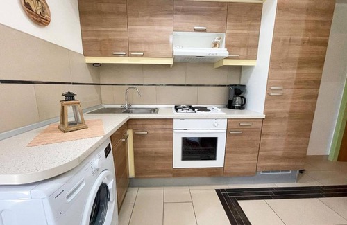 Jadranovo Casa | Casa confortevole con piscina privata