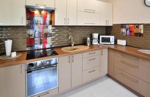 Darlowko Apartamento | Apartment in Dar ówko near Beach & Water Park