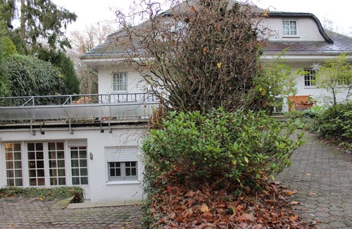 Dellbrueck Apartamento | Apartment in Dellbrück frisch renoviert, 300 Meter bis zur Strassenbahn, ruhige Lage