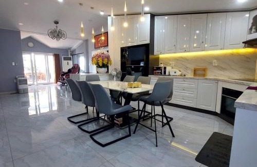 Tan Thuan Dong Apartamento | Apartment in District 7 - 200m2