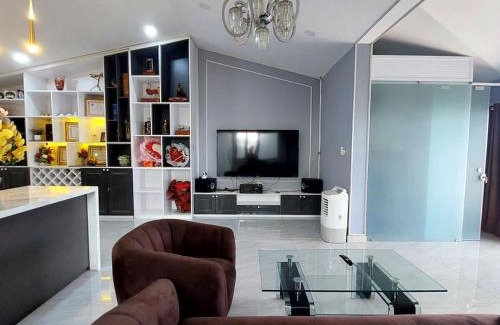Tan Thuan Dong Apartamento | Apartment in District 7 - 200m2