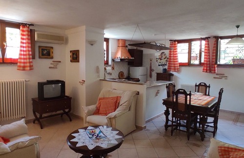 Dorgali Apartamento | APARTMENT IN DORGALI, COMFORT AND RELAX GARDEN