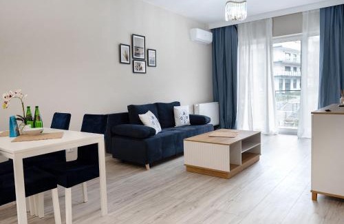 Dziwnow Apartamento | Apartment in Dziwnów by the River & Beach