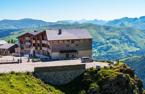 Pla d'Adet Apartamento | Bell'appartamento con balcone