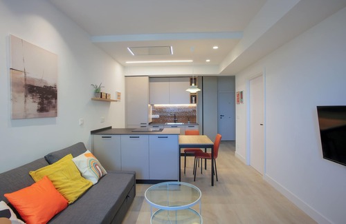 Gros Apartamento | Apartment in front of the Zurriola beach with sea views,
