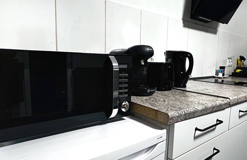 Fuldatal Apartamento | Apartamento 'In Fuldatal - Kassel' con jardín privado y Wi-Fi