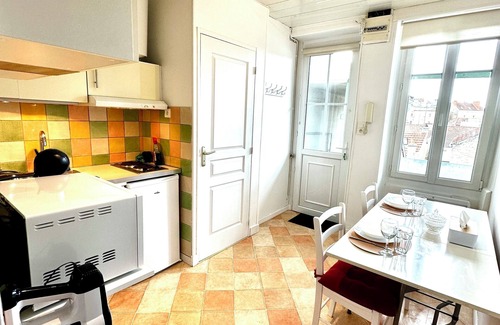 Faubourg-Raines Apartamento | Apartment in Gare/Darcy town center