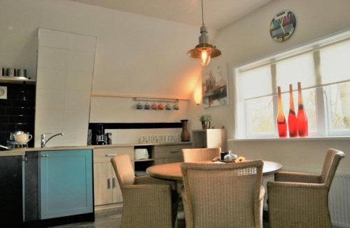 Zuideinde Apartamento | Apartment in Giethoorn by Scenic Canals