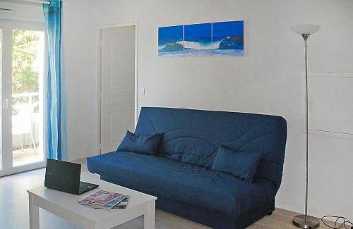 Grandcamp-Maisy Apartamento | Apartment in Grandcamp for 4 Person