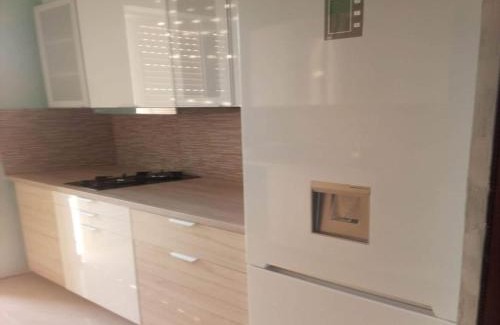 Rafina-Pikermi Apartamento | Apartment in Greece near the Sea with Garden