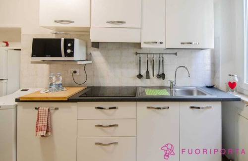 Oltretorrente Apartamento | Apartment in historic center area