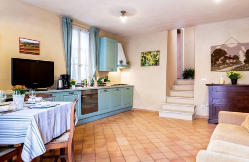 Siena Apartamento | Apartment in historic Villa in Siena "IL CHIANTI"