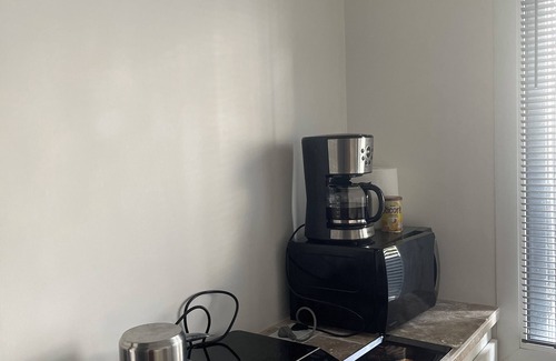 Rueil-Malmaison Apartamento | Apartment in house with courtyard & garden
