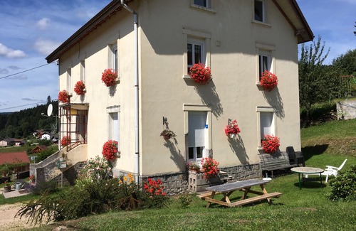 Xonrupt-Longemer Apartamento | Apartamento en casa independiente, tranquila, Gérardmer