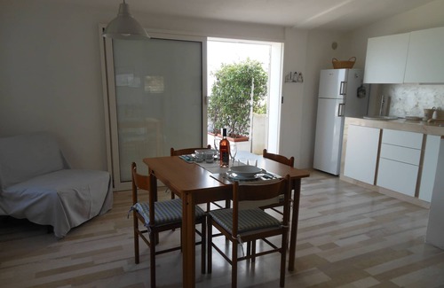 Rodi Garganico Casa | Apartamento en Villa con vista al mar