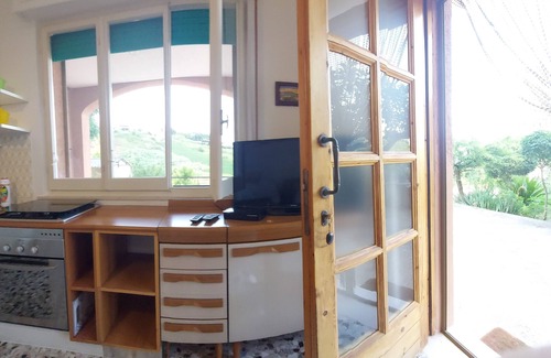 San Vito Chietino Apartamento | Apartamento en una casa de campo