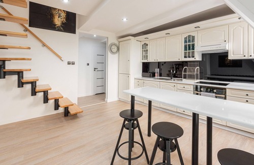 West Pomeranian Voivodeship Apartamento | Apartamento en Kołobrzeg cerca de Playa