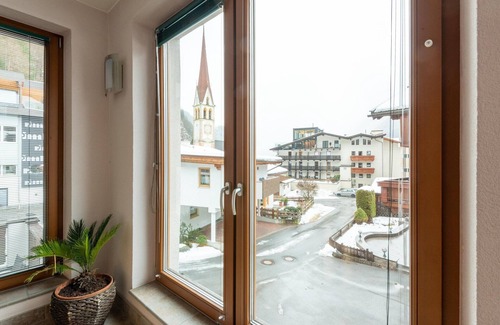 Unterlaengenfeld Apartamento | Apartamento en Längenfeld con sala de recreación
