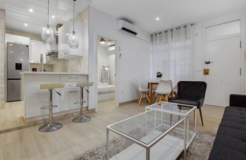 Carihuela Apartamento | Apartment in La Carihuela near the Beach