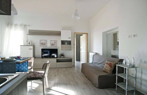 Ladispoli Apartamento | Apartamento en Ladispoli cerca del mar Tirreno
