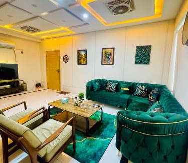 Lahore Apartamento | Apartment In Lahore by The Royal Escape