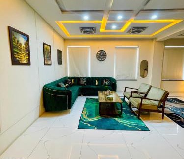 Lahore Apartamento | Apartment In Lahore by The Royal Escape