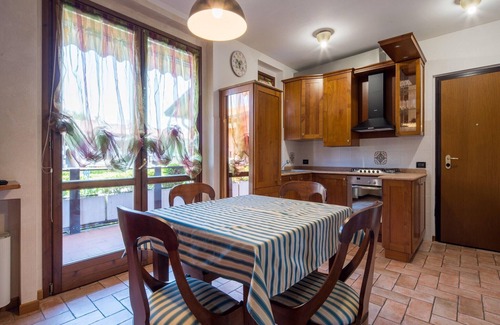 Montioni Casa | Casa bien decorada con piscina