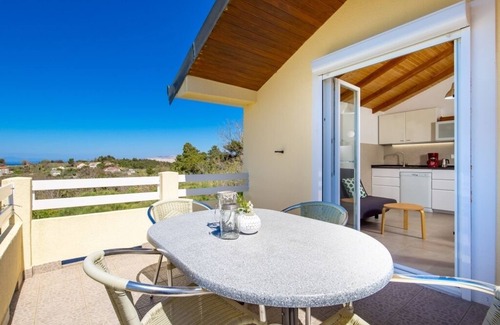Lopar Apartamento | Apartamento en Lopar con Terraza, Acondicionador, WIFI (4918-1)