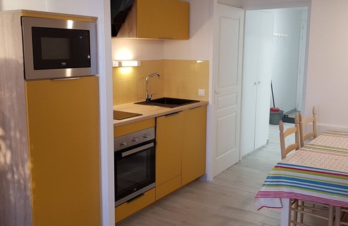 Fouesnant Apartamento | Apartamento en residencia de lujo con piscina frente al mar