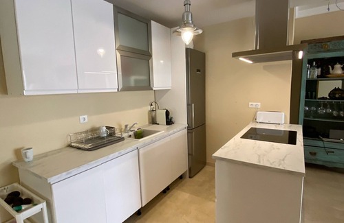 Nikki Beach Apartamento | Apartamento en Marbella Playa de 3 dormitorios con 3 baños independientes