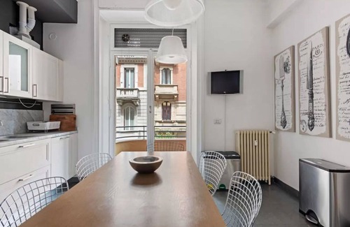 Porta Genova Apartamento | Apartamento en Milán con 4 habitaciones, capacidad 12