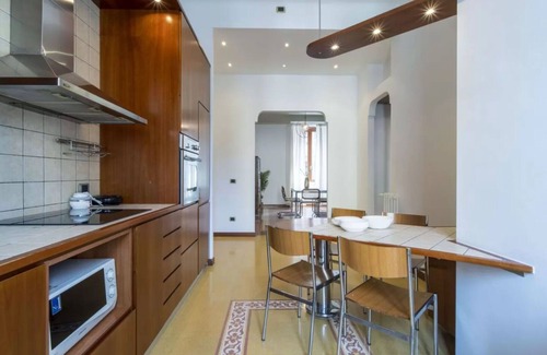 Porta Romana Apartamento | Apartamento en Milán con 3 habitaciones, capacidad 7
