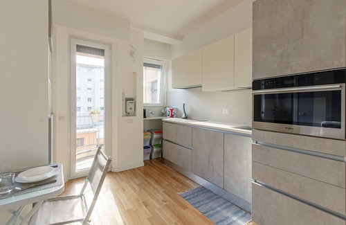 Tre Torri Apartamento | Apartment in Milan with 1 bedrooms sleeps 2
