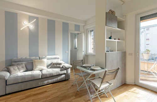 Tre Torri Apartamento | Apartment in Milan with 1 bedrooms sleeps 2