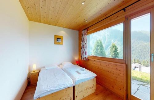 Saint-Pierre-de-Clages Casa | Apartment in Nendaz on ski slopes