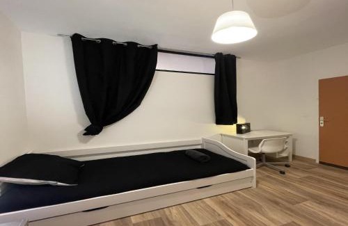 Noyen-sur-Sarthe Apartamento | Apartment in Noyen near Le Mans Circuit