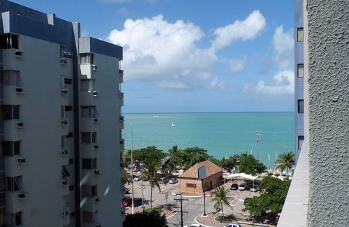 Pajucara Apartamento | Apartamento en la playa de Pajuçara a 30 metros de la playa