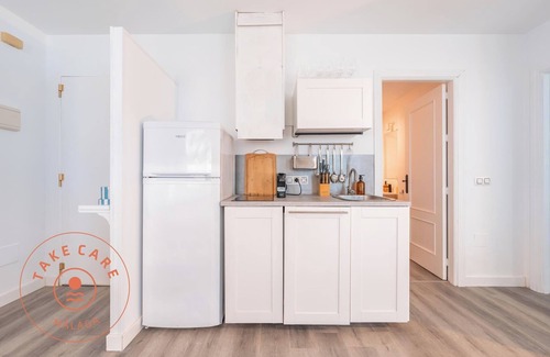 Malaga-Este Apartamento | Apartment in Pedregalejo near the beach! - TakeCareMalaga