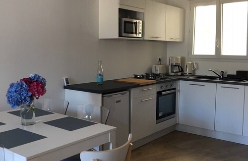 Perros-Guirec Condominio | Apartment in Perros-guirec town center, Trestraou beach 800 meters away