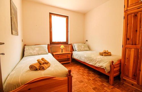Auronzo di Cadore Apartamento | Apartment in Pian della Velma