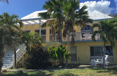 Slob Apartamento | Apartamento en villa privada con piscina y A poca distancia de la playa.