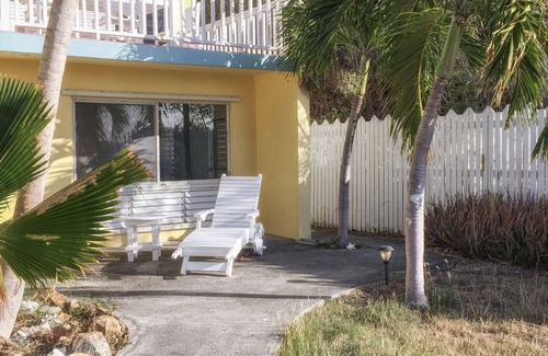 Slob Apartamento | Apartamento en villa privada con piscina y A poca distancia de la playa.