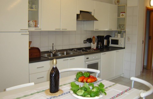 Modica Apartamento | Hermosa casa de vacaciones en un jardín típico siciliano con piscina privada