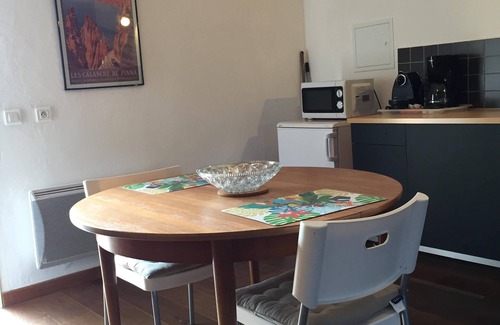 Mucchitone Apartamento | Apartamento en chalet con piscina